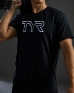 Футболка мужская TYR MEN'S CLIMADRY RAGLAN TECH TEE BIG LOGO - SOLID (Черная)