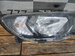 Фара правая LADA Granta 18-нв Б/У Оригинал 8450100856