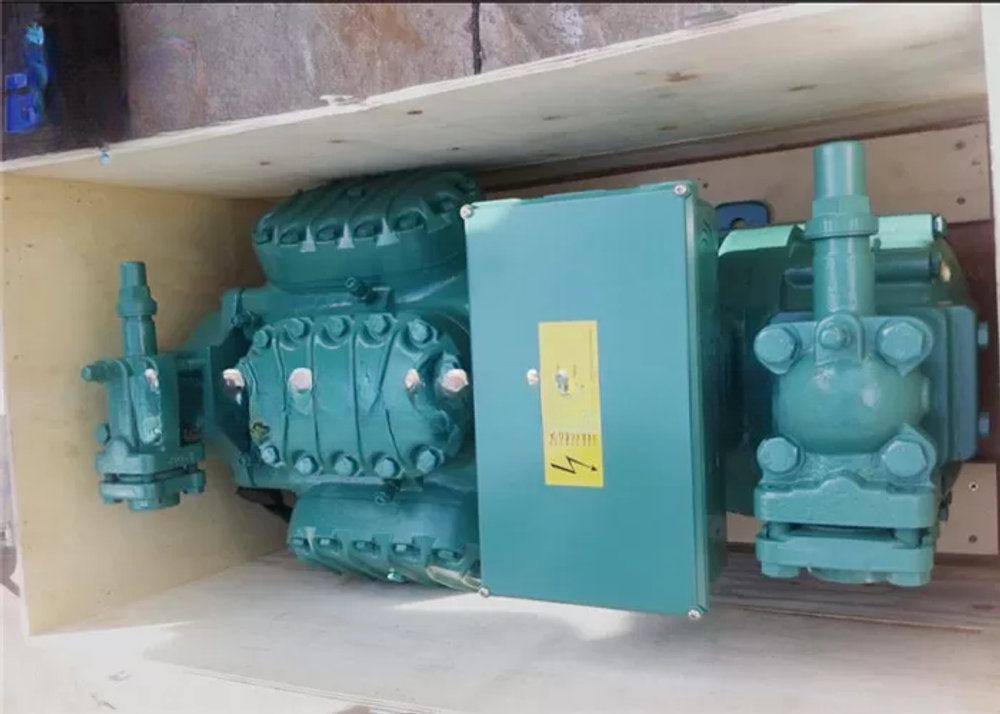 Полугерметичный поршневой компрессор BITZER 4NES-12Y