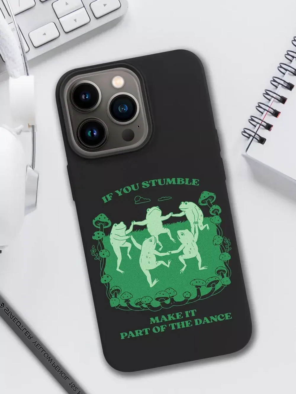 Чехол на iPhone 14 Pro с принтом