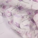 Нежные цветы с пёрышками