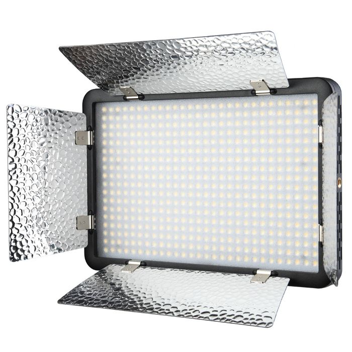 Осветитель светодиодный Godox LED500LRW Осветитель светодиодный Godox LED500LRW