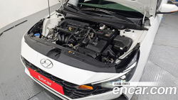 Hyundai AVANTE 1.6 — 2023