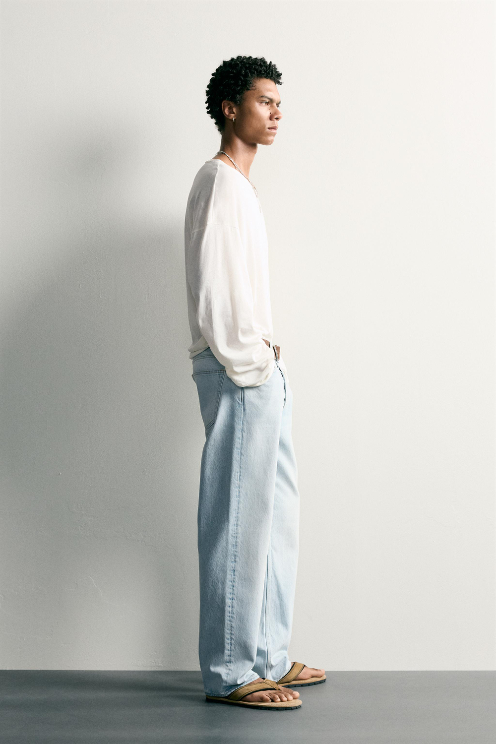 ФУТБОЛКА RELAXED FIT ИЗ СТРУЯЩЕЙСЯ ТКАНИ — ZARA