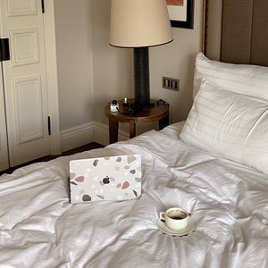 Виниловая наклейка UNIVERSE для MacBook