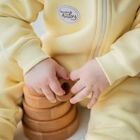 Комбинезон с капюшоном "Нарцисс" утепленный 3-18 м