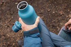 Термобутылка Klean Kanteen Rise Vac Classic Arch Loop 20oz (592 мл) Brittany Blue
