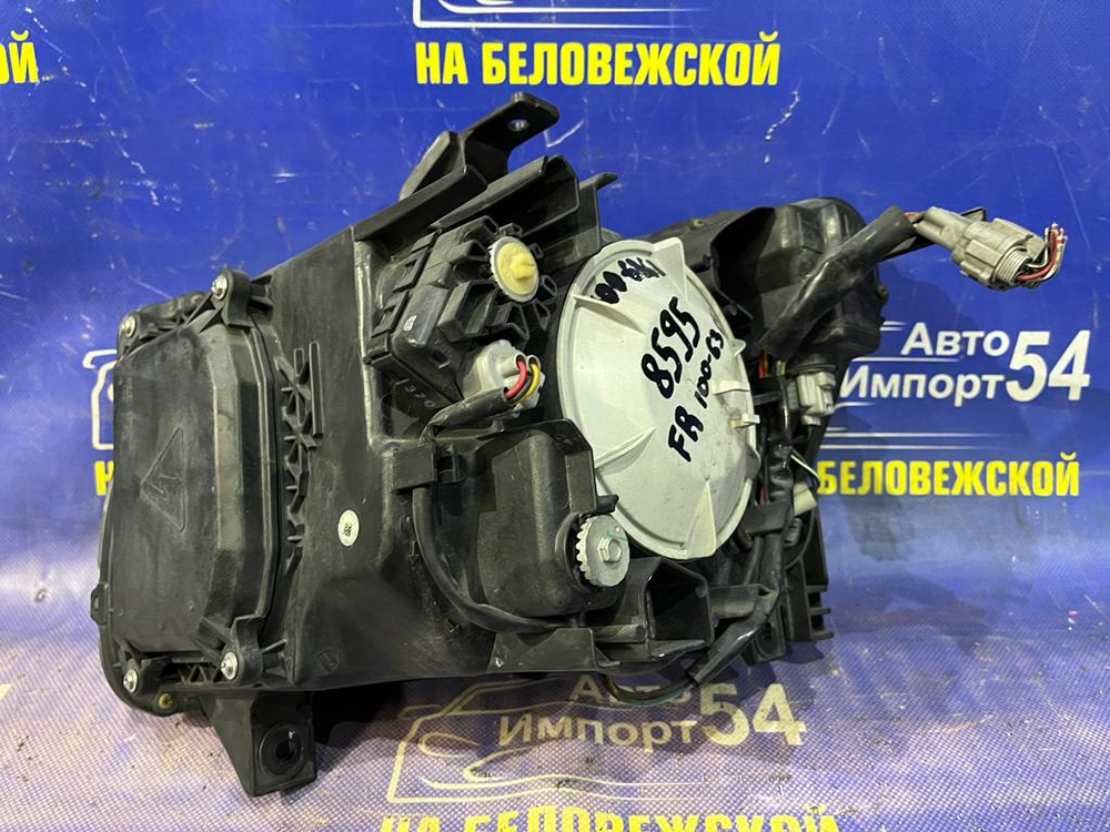 Фара передняя правая NISSAN STAGEA 2001-2004