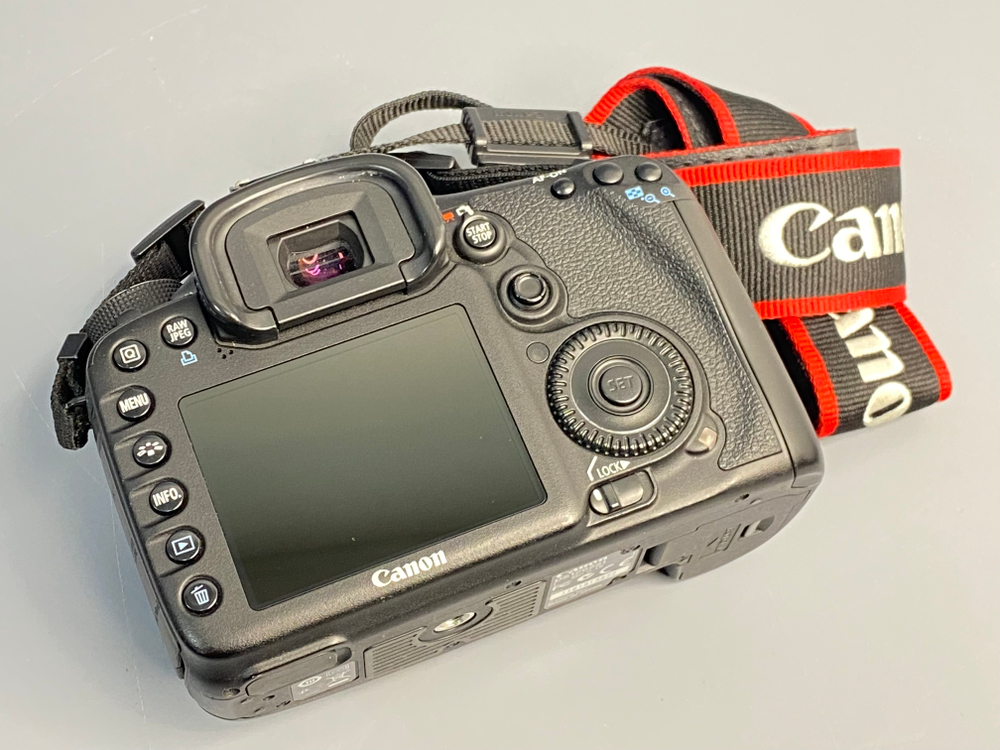 Canon 7D 7000 кадров