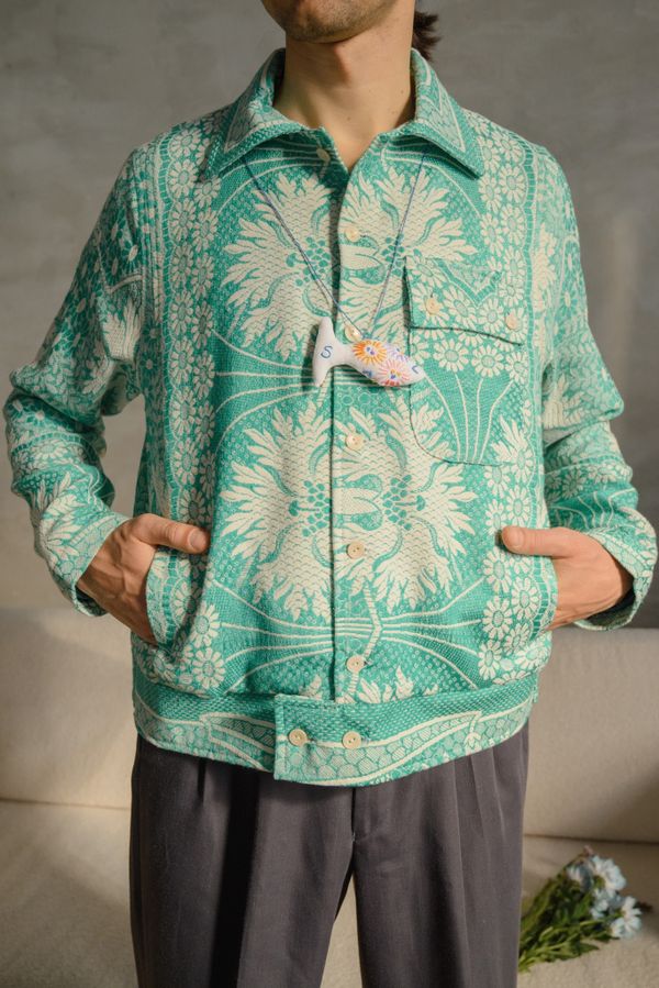 Куртка Укороченная с Крупными Белыми Цветами/White Flowers Cut Jacket голубая - фото 4