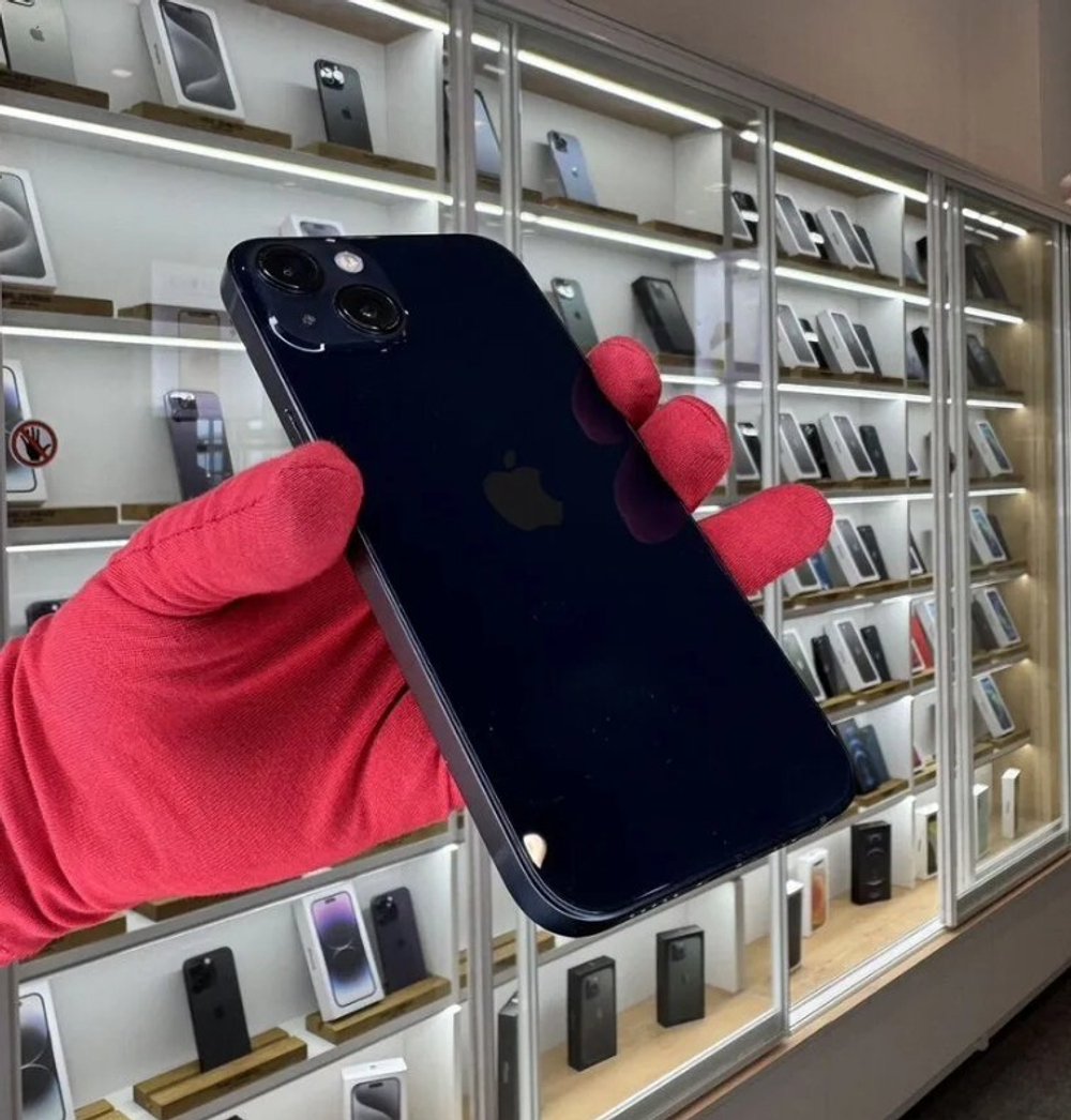 iPhone 13, 128 ГБ б/у