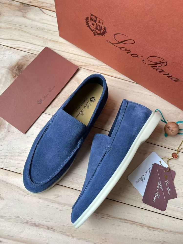 Лоферы Loro Piana с меховой стелькой