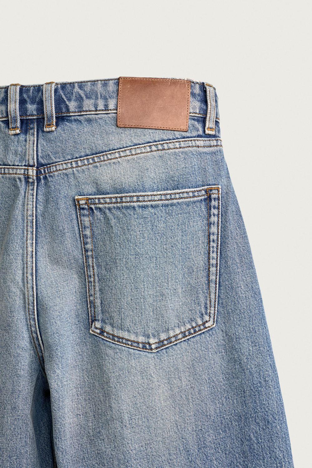 ДЖИНСЫ BAGGY FIT — ZARA · 5585/373