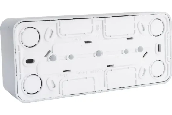 Розетка Systeme Electric BLANCA с заземлением тройная накладная алюминий 30885
