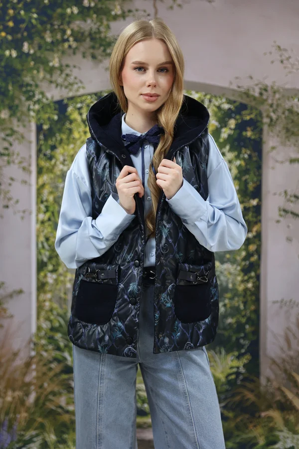 Vest "Susan. Swan Lake"