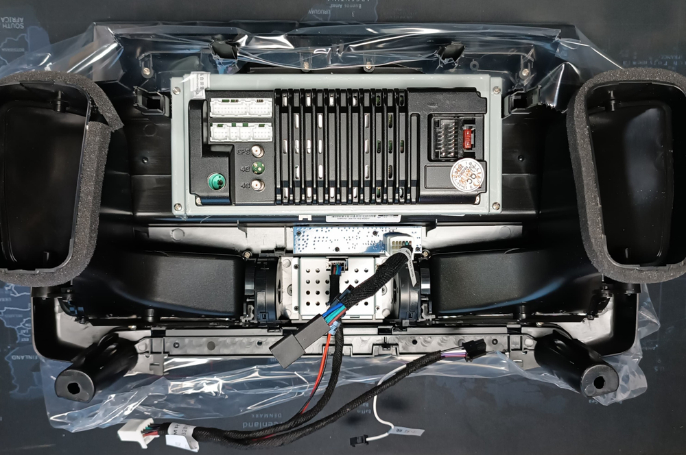 Установочный комплект для TOYOTA Land Cruiser 200 2007-2015 top  KUBERG MRW-3921H