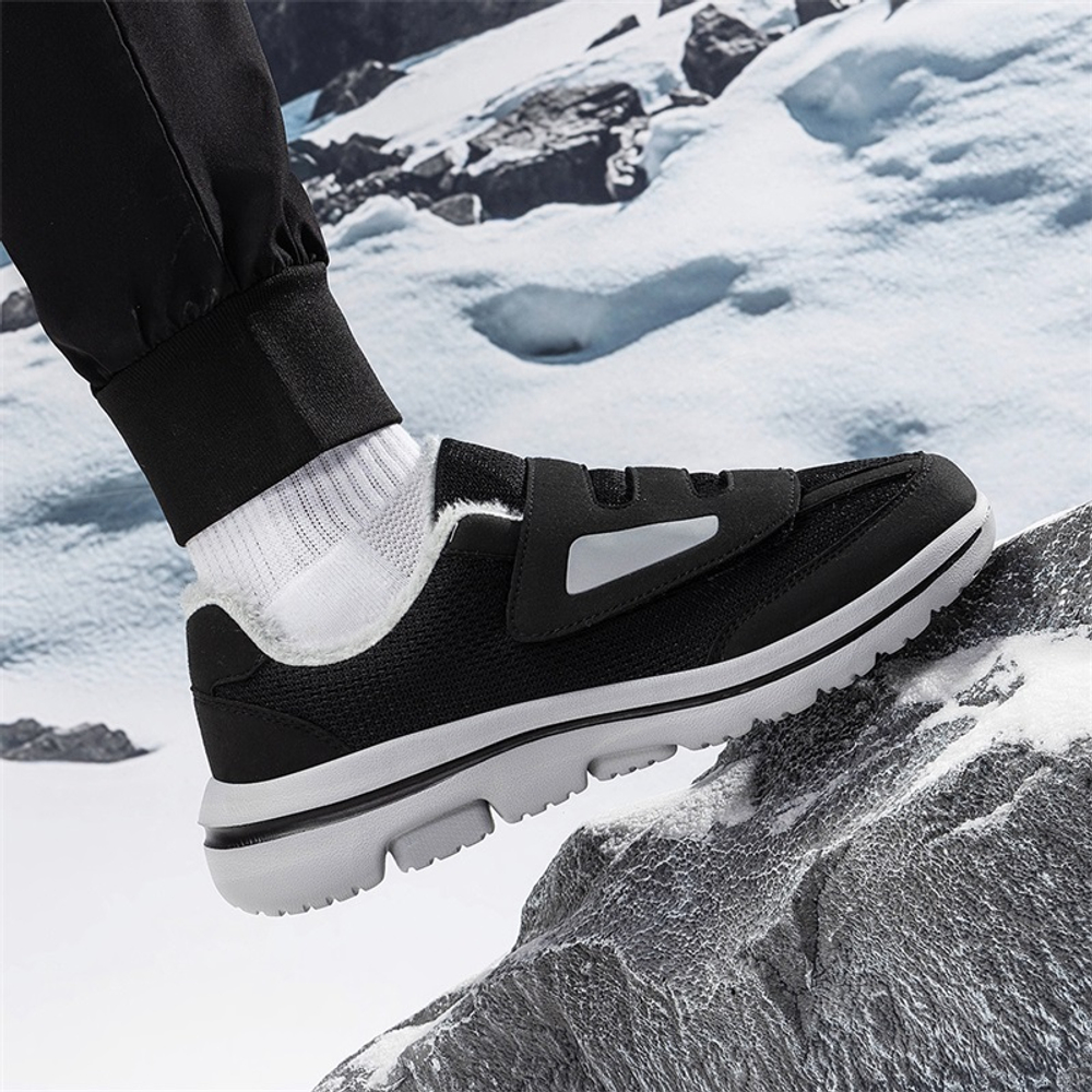CHENGSHILUOTUO Elderly Insulated Shoes Unisex