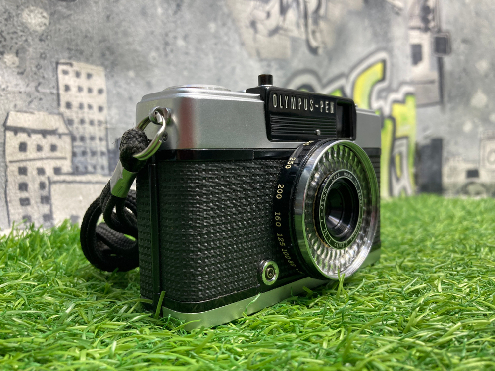 Olympus Pen EE-2