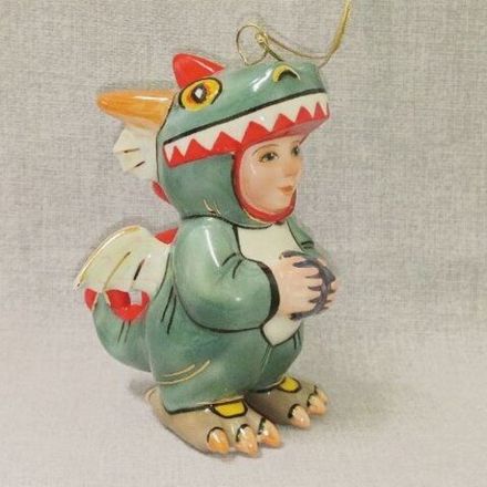 Фарфоровая ёлочная игрушка Мальчик-Дракон