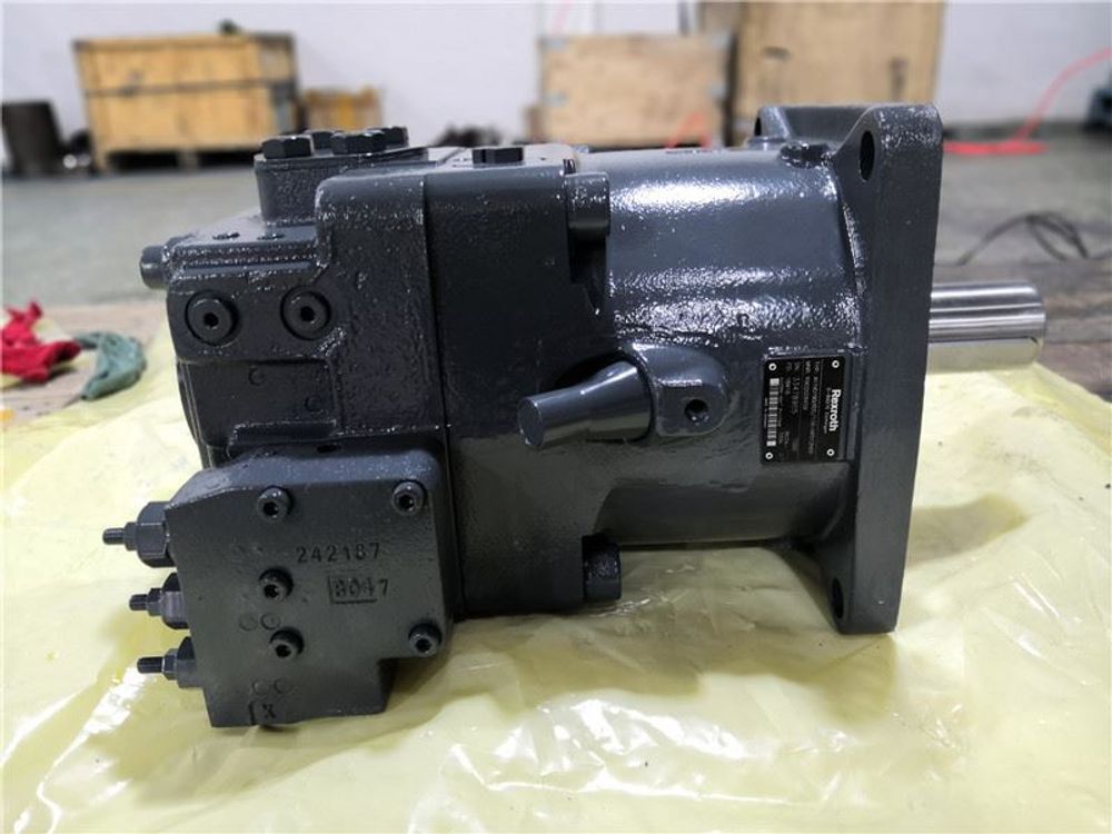 A11VO75DRS/10R-NPD12K01 - Насос аксиально-поршневой нереверсивный регулируемый с наклонной шайбой для незамкнутой гидросистемы, рабочий объем 75 см3, DRS = регулятор давления с LS управлением, номинальное давление 350 бар, валP = шпоночный по DIN 6885, проходной вал - K01 = под фланец SAE J744, диаметр 82-2, шлицы 5/8" 9T 16/32DP)