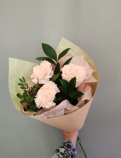 Монобукет из 3 кремовых диантуса
