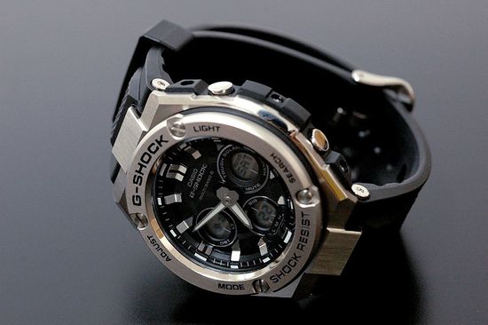 Наручные часы Casio G-Shock GST-W310-1AER