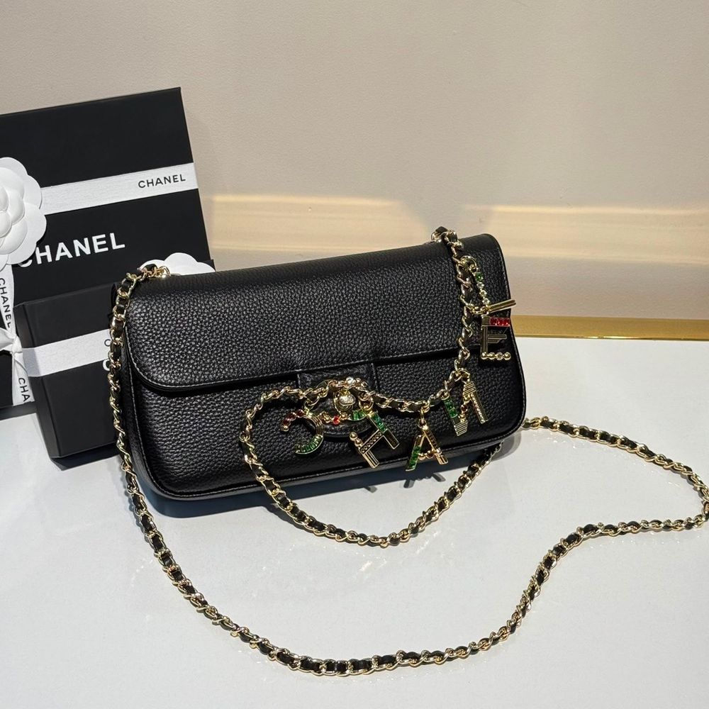 Сумка CHANEL