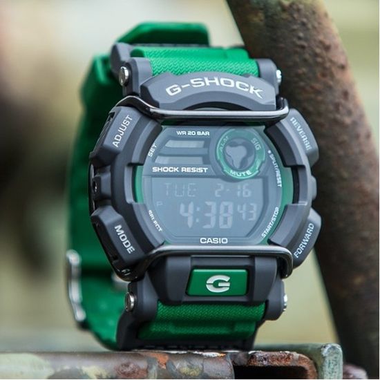 Мужские наручные часы CASIO G-SHOCK GD-400-3DR