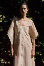 ПЛИССИРОВАННЫЙ КАФТАН С КРУЖЕВОМ — ZARA