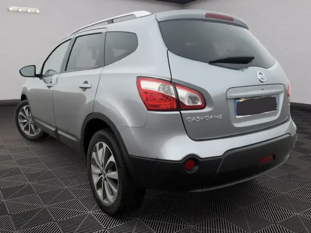 Nissan Qashqai+2