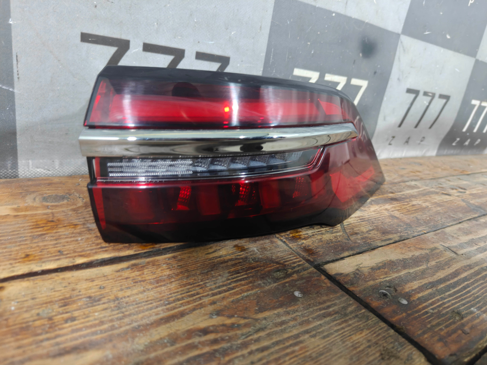 Фонарь зaдний пpавый Geely Monjaro 21-нв Б/У Оригинал 7057046000