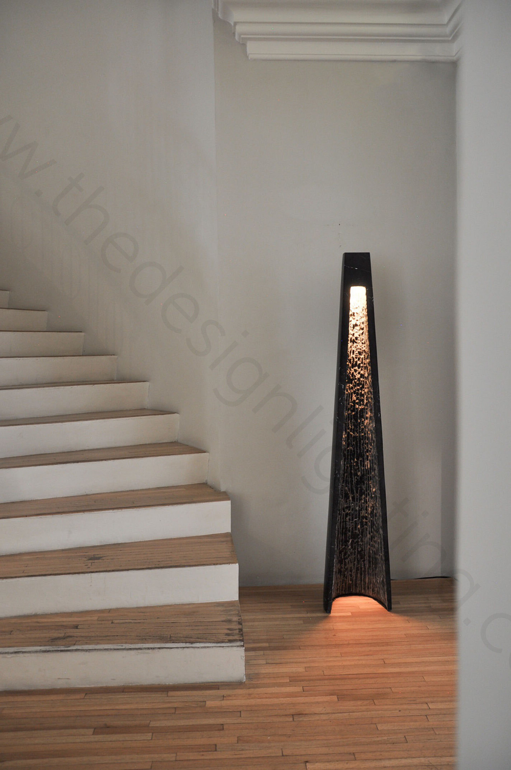 Floor design lamp Estela by EWE Studio