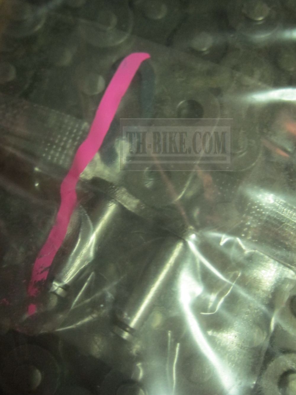 40530-KPP-T02 (40530-KPP-T01). CHAIN, DRIVE (DID428HDS3-126RB)