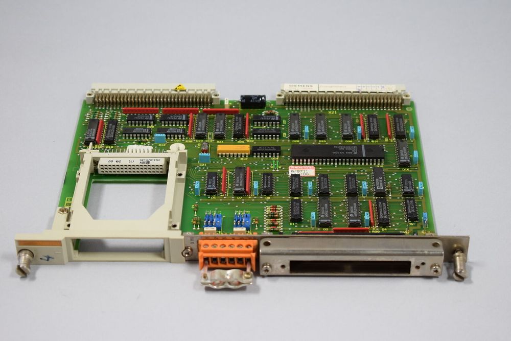 Б/у SIEMENS 6FX1121-2BB02 Б/у SIEMENS 6FX1121-2BB02