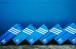 Продажи Adidas на маркетплейсах превысили 20 млрд рублей