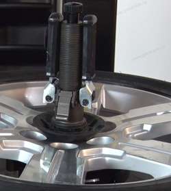 Автоматический шиномонтажный станок Monty 8300P SmartSpeed Hofmann