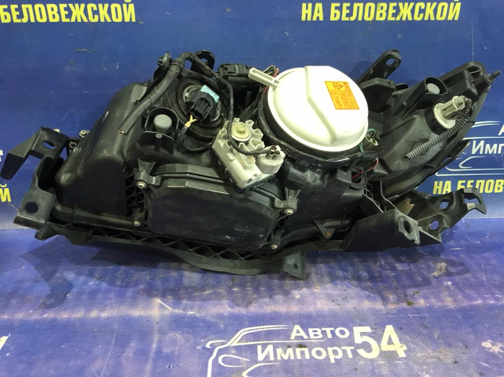 Фара передняя правая SUBARU LEGACY 2006-2009