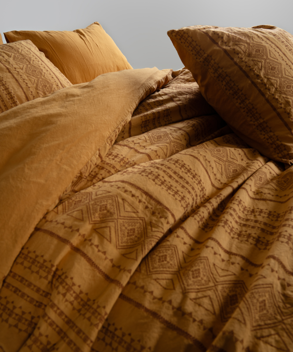 Lımasso КПБ 4 пр. Coastal Trio Mustard ЕВРО пододеяльник 200*220, простынь 240*260, наволочки 50*70 2шт