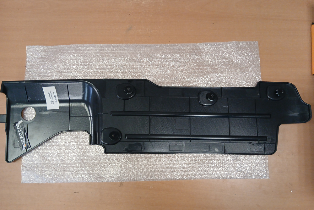 Угол корпуса фары правый VOLVO FM4