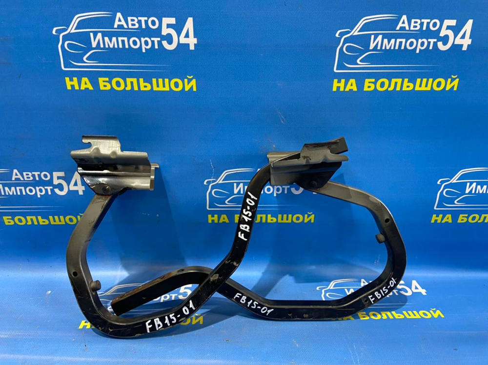 Петля багажника NISSAN SUNNY 2000