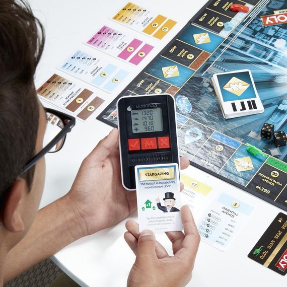 Monopoly Настольная игра Банк без границ