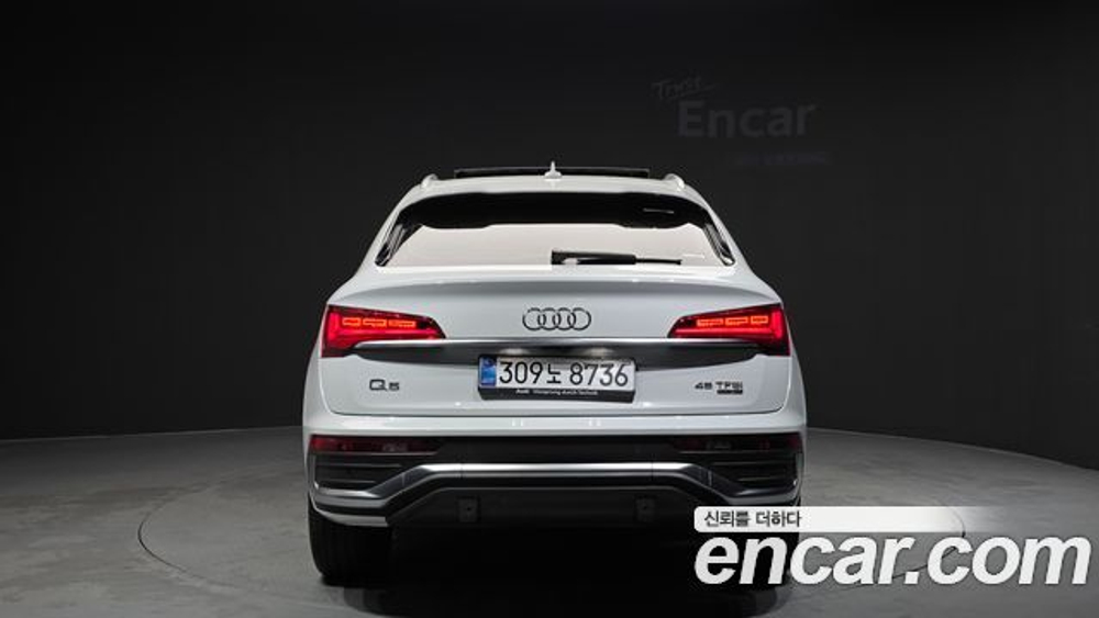 Audi Q5 45 TFSI Quattro Premium Sportback — 2023