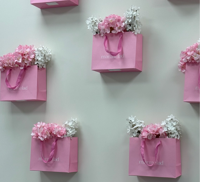 🌸фотозона в клинике LONA
