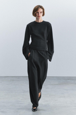 ТОЛСТОВКА С ДЛИННЫМИ РУКАВАМИ — ZARA