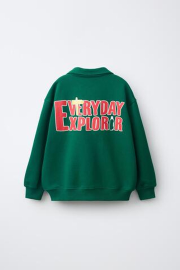 ZARA КУРТКА ИЗ ФУТЕРА С ТЕКСТОВЫМ ПРИНТОМ, ЗЕЛЕНЫЙ