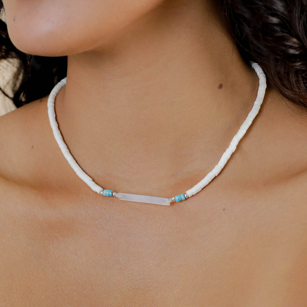 Колье Nature Bijoux, Milos, с перламутром, окрашенным говлитом и костью, NB26.1-15-43801 (белый)