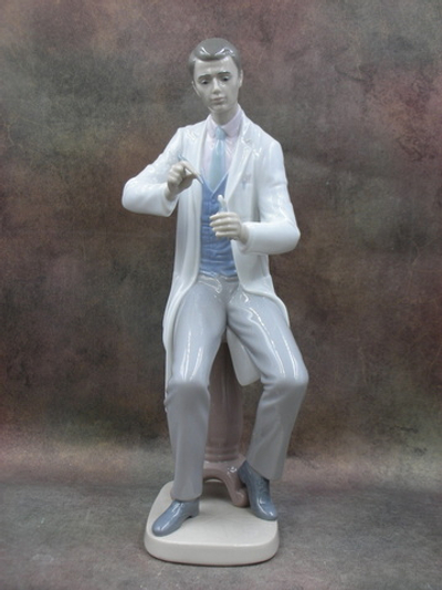 Статуэтка. Фарфор. Врач Стоматолог. Lladro. Испания