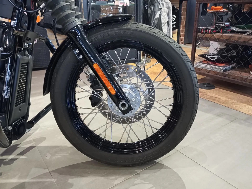 Harley-Davidson Street Bob 114