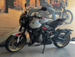 Triumph Trident 800, 2026