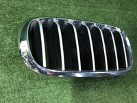 Решетка радиатора правая BMW X5 F15 X6 F16 (2013-2018)